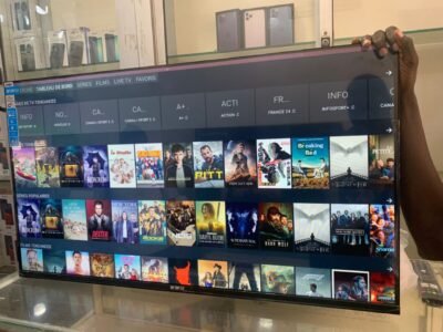 Television Smart Tv 43pouces (WiWIiI)